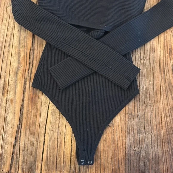 Abercrombie and Fitch Bodysuit - Picture 3 of 6